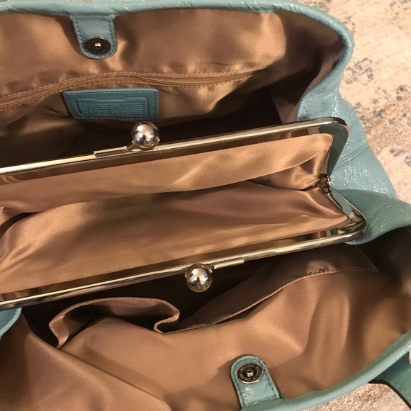 Coach - Picture 6 of 8